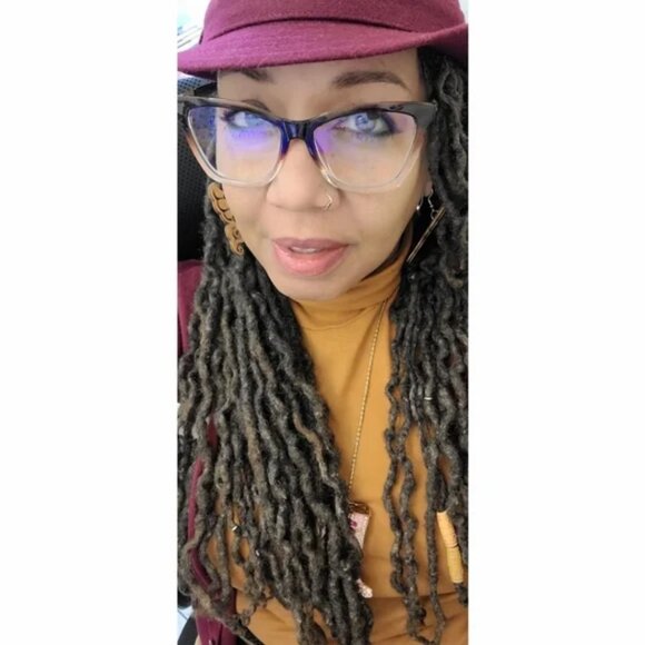 Joyce (Reader) - Picture 4 of 4